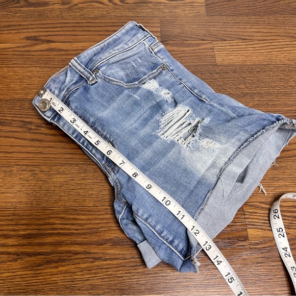 American Eagle distressed midi shorts size 14 - Picture 12 of 12